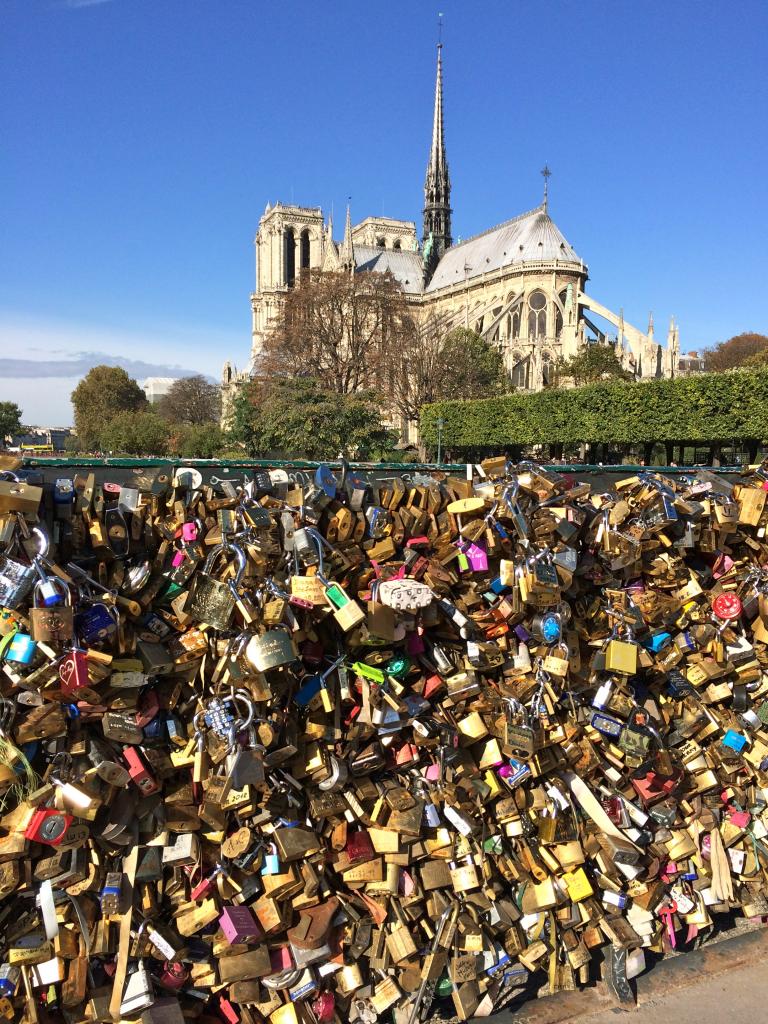 les cadenas des amoureux - Notre Dame de Paris