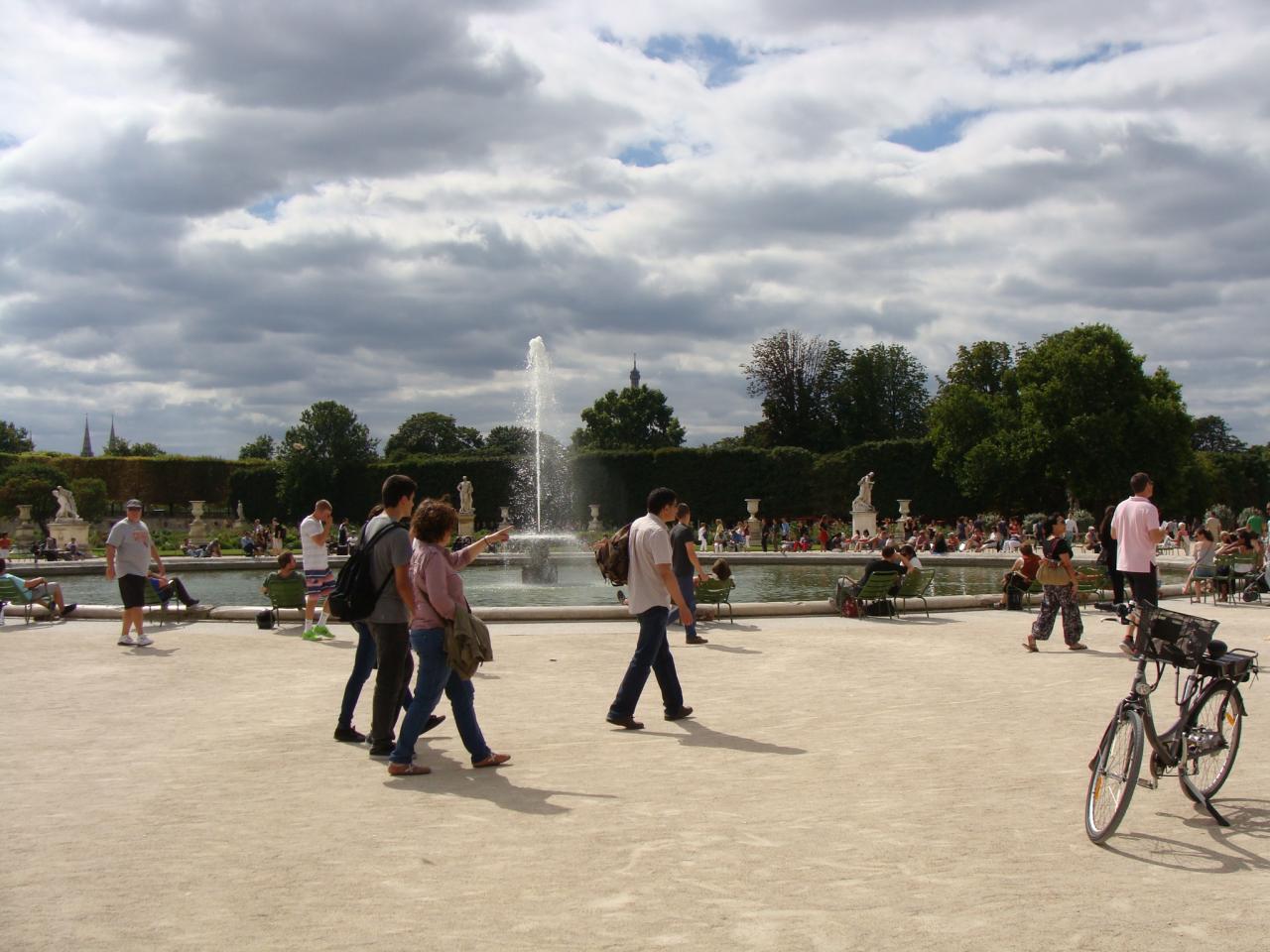 Paris - Jardin des Tuileries - Louvre 8