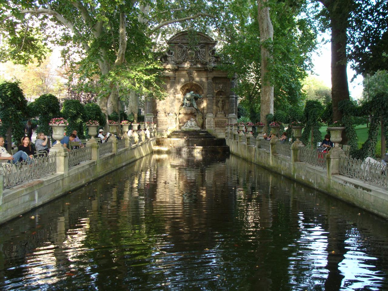 Paris - Jardin du Luxembourg - Fontaine Medicis